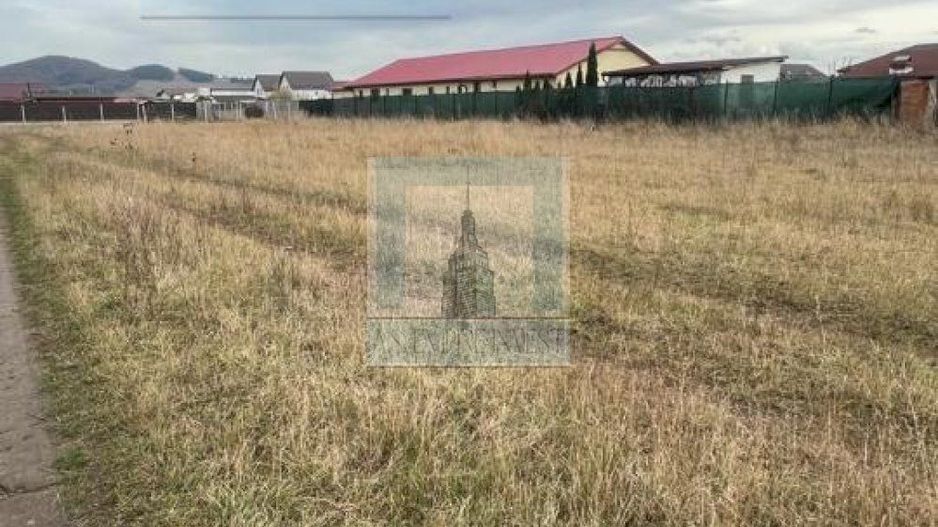 Teren intravilan 450 mp - zona Sanpetru - Poză 1