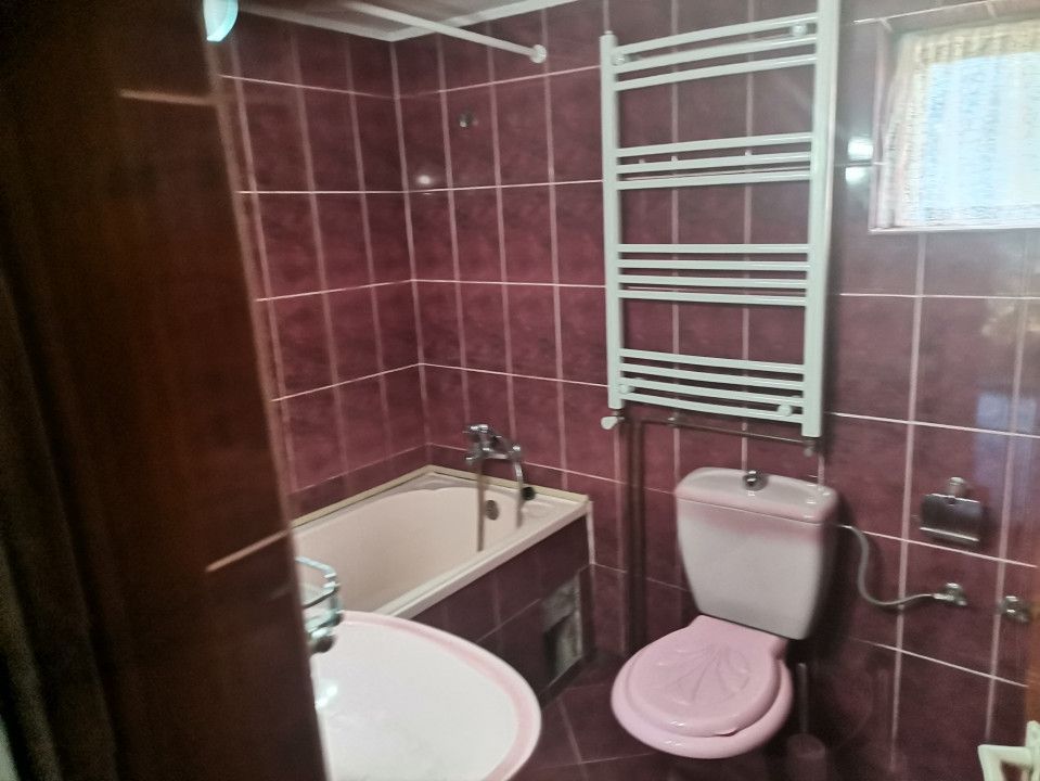 Teren cu casa si anexe in Budeasa Mare - Poză 4