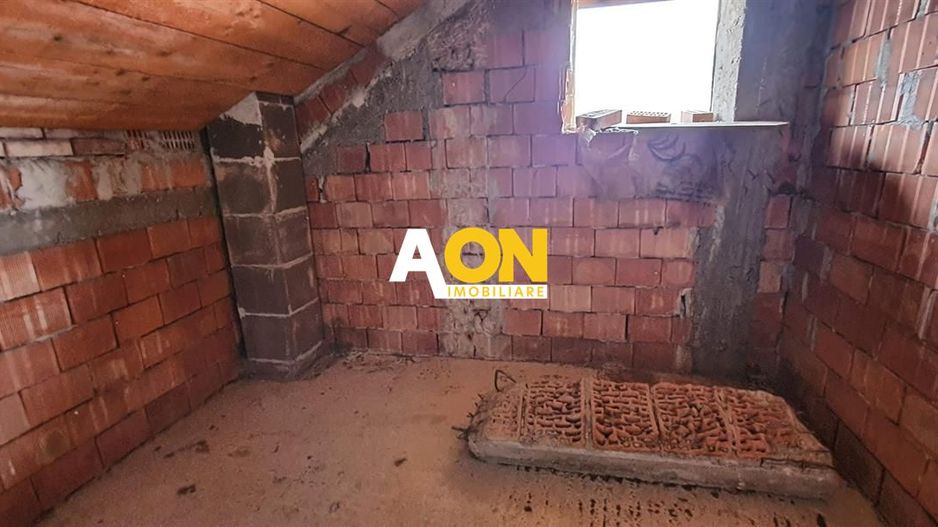 1/2 Duplex 5 camere S+P+M cu garaj 576 mp teren - Poză 15