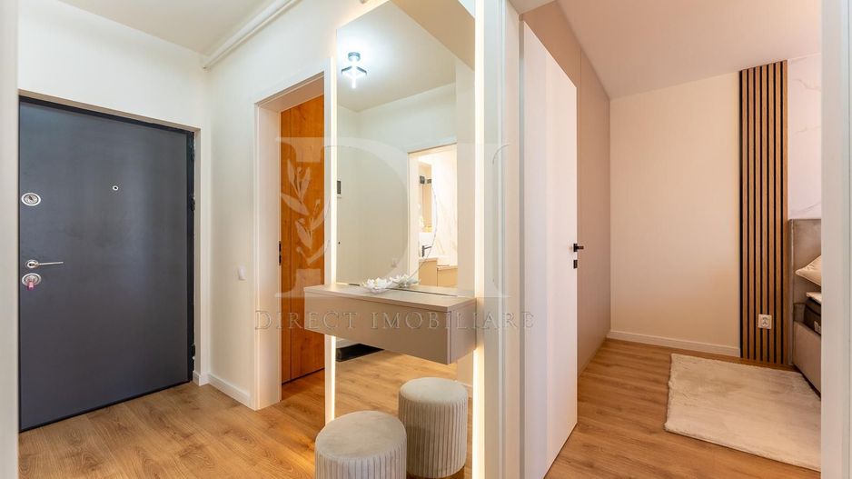 Apartament ultrafinisat / etaj intermediar / Zona Terra - Poză 21