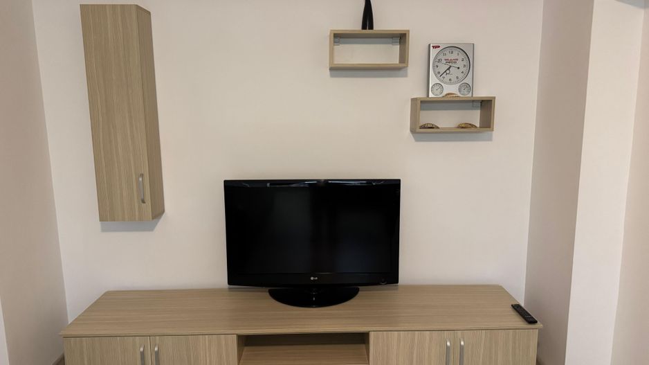 Apartament 2 camere renovat, lângă metrou Titan, mobilat și utilat - Poză 7