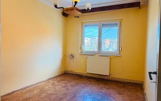 Apartament 3 camere dec. ,Galati, la PS-uri, Casa Roșie etaj 2, 68 mp. - Poză 6