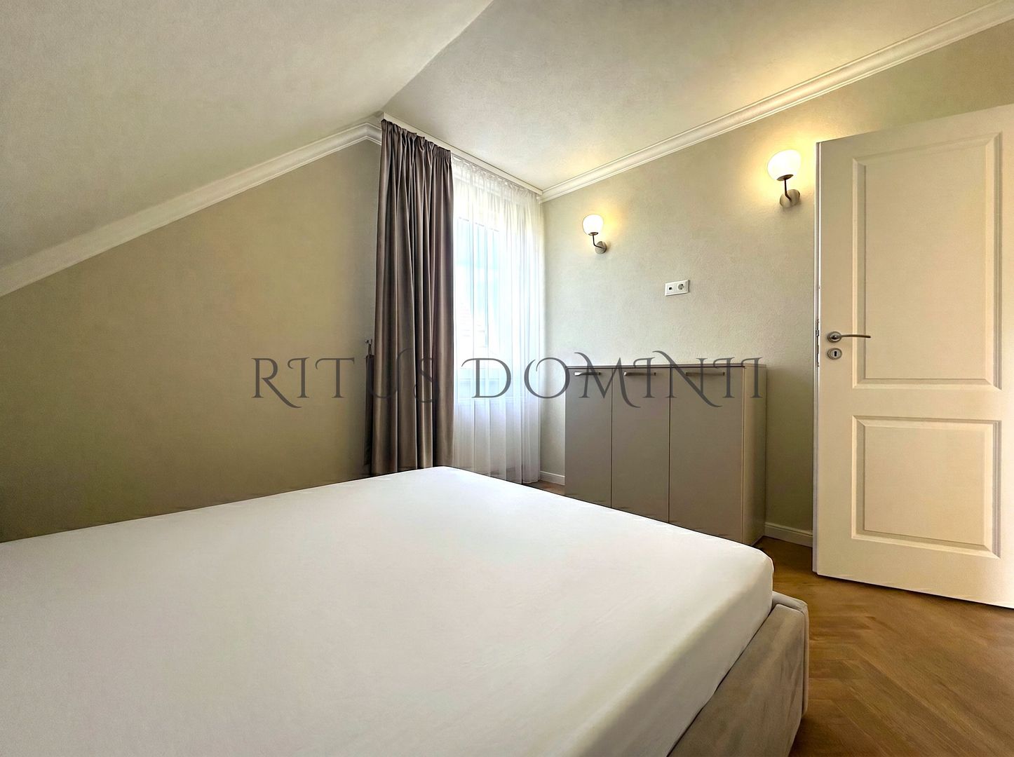 Casa cu 5 camere lângă Pădurea Felix, Cihei, 120mp - Poză 9