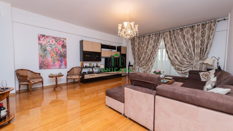 Apartament 3 camere /Zona centrala/De inchiriat - Poză 3