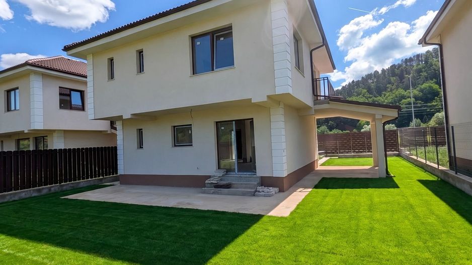 Casa individula, Luna de Sus - Poză 1