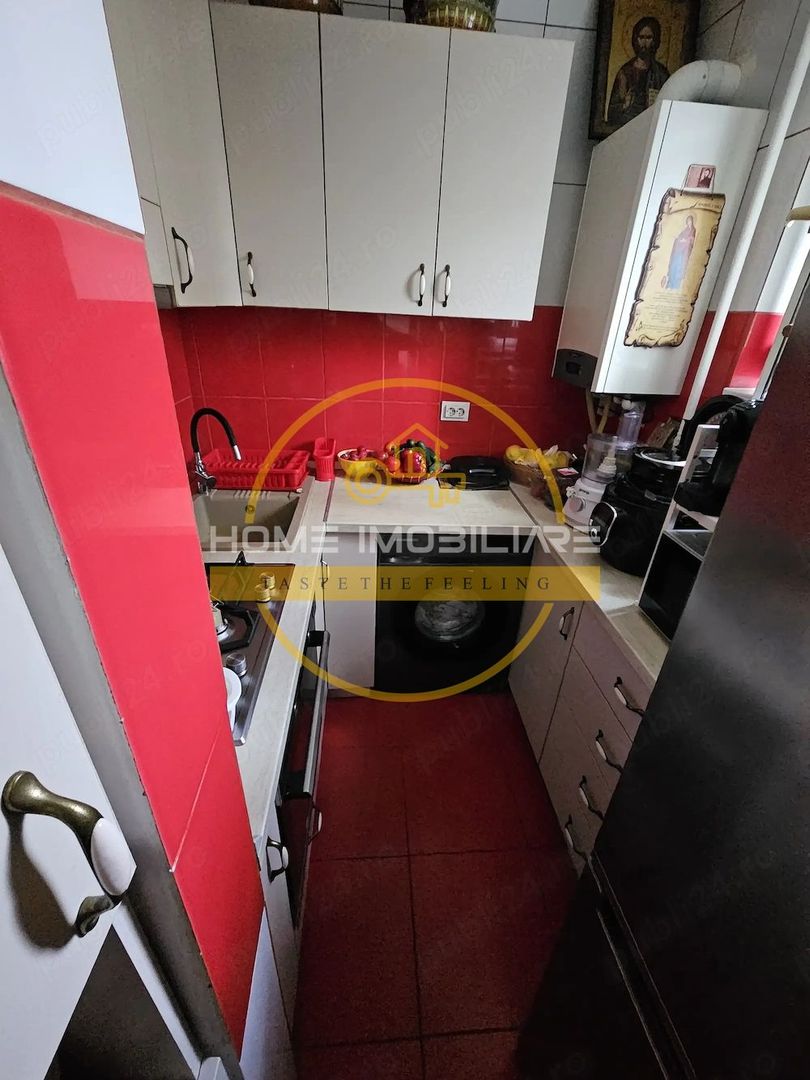 Apartament cu 3 camere / etajul 2 / 54mp/ zona Podu Ros - Poză 4