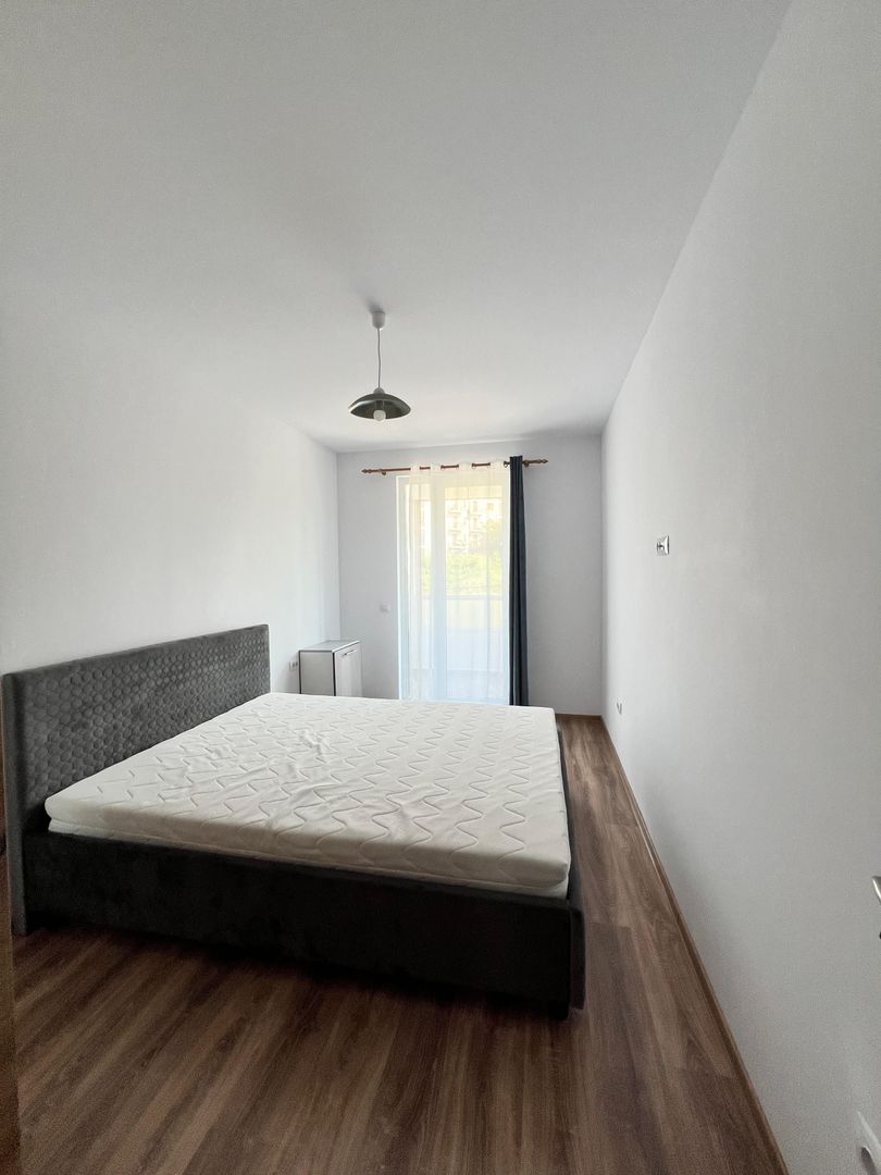 Apartament 2 camere + loc de parcare Pacurari Alpha Bank 450 euro - Poză 4