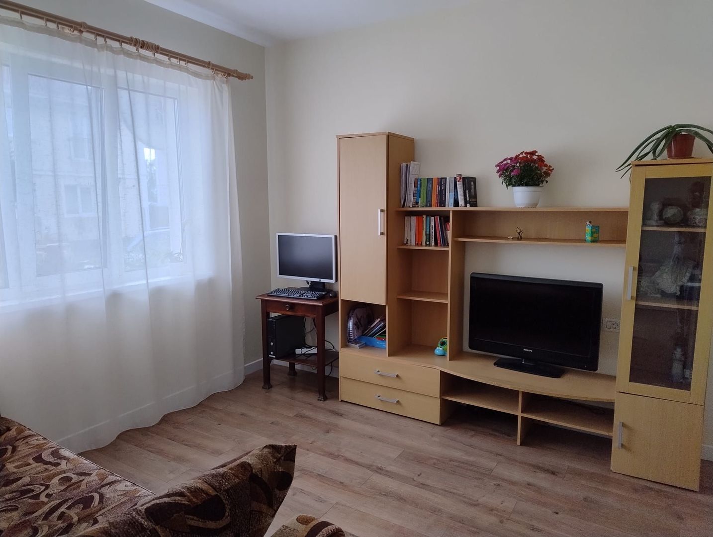 Casa pe parter in Bucovat - Poză 1