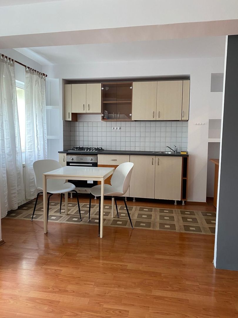 Apartament 3 camere, deosebit in Otopeni, Str. Ferme F - Poză 9