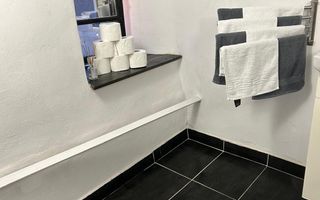 Afacere la cheie ,Regim Hotelier | Centru | 60 MPU | Pivnita - Poză 17