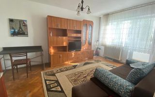Apartament cu 2 camere, 52 mp, decomandat, renovat. - Poză 1