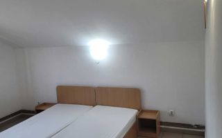 # Apartament cu 1 camera zona Podul de Fier - Poză 2