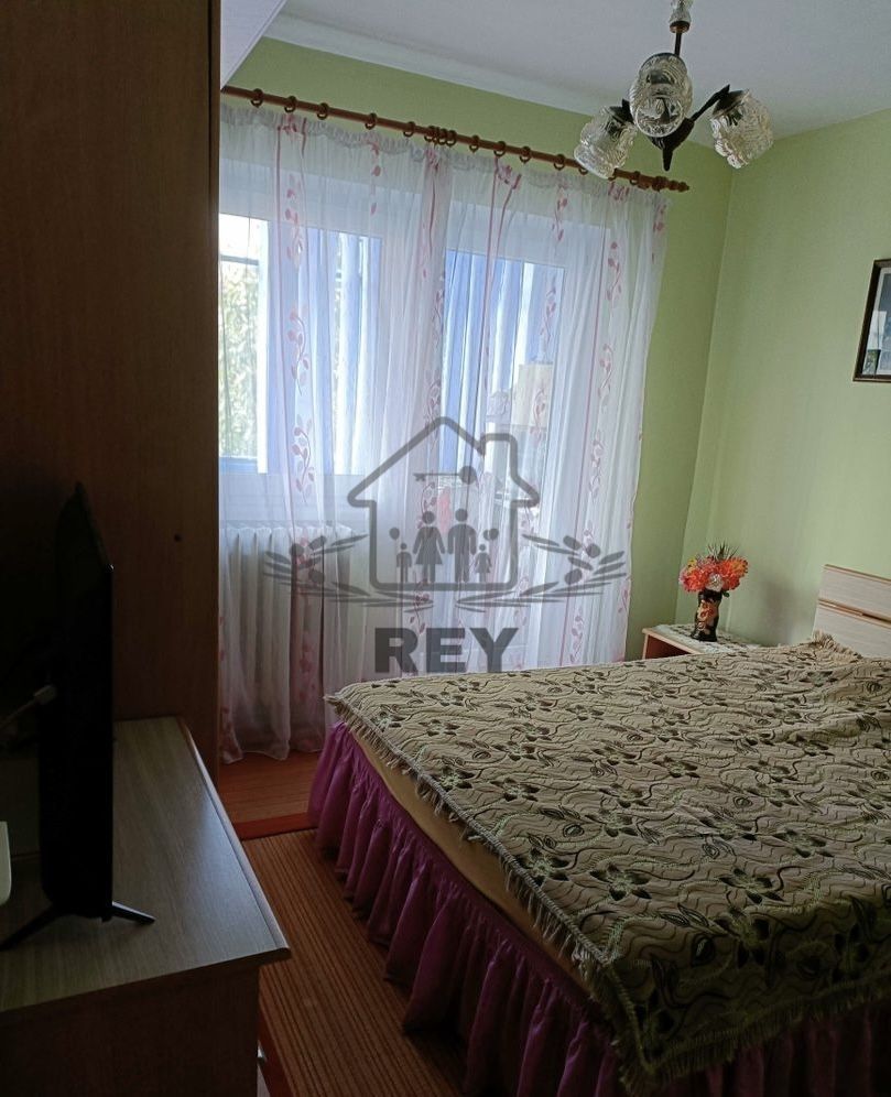 Apartament cu 3 camere de vânzare | Zona Valea Aurie, Sibiu - Poză 5