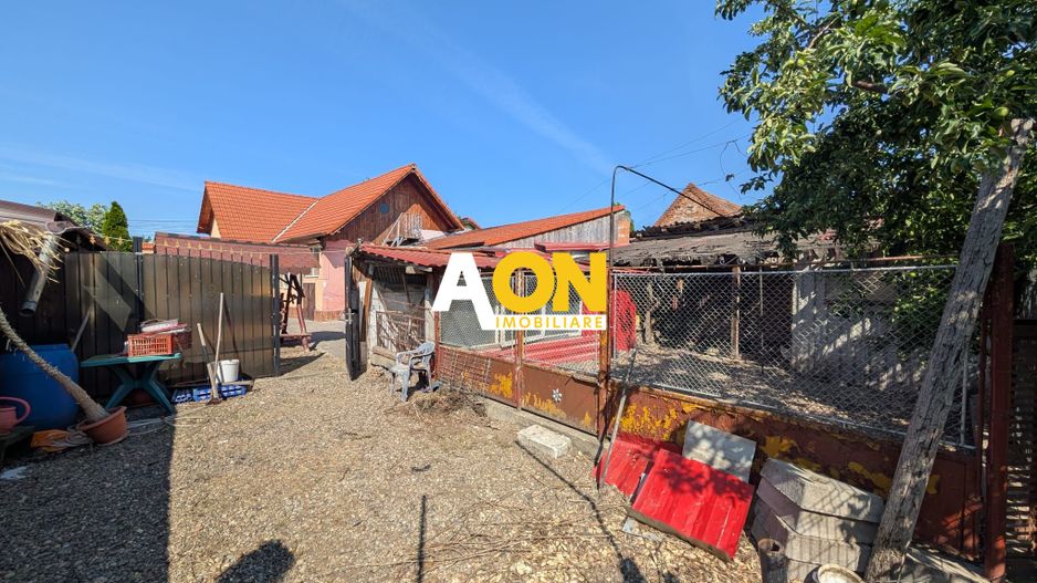 De vanzare casa 4 camere, 939mp teren, Oarda de Jos - Poză 13