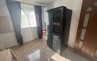 Casă spațioasă în Balș, zonă excelentă – aproape de centru și spital - Poză 5