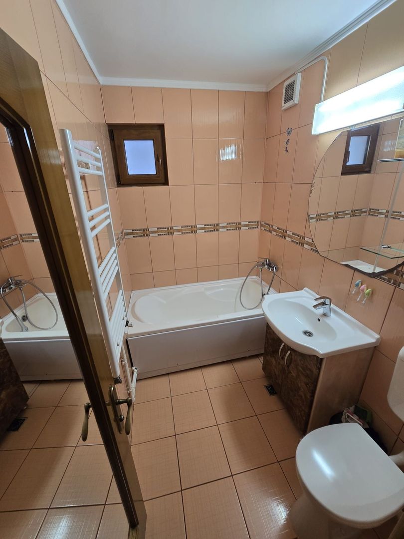 Apartament 3 camere, decomandat,  Micro 13B - Poză 7