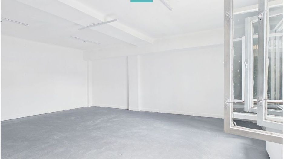 Spațiu comercial vitrat-central ARAD 250 mp utili - Poză 8