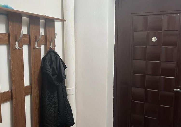 BRASADAS vinde garsoniera utilata etaj 1/4 Ostrovului. - Poză 6