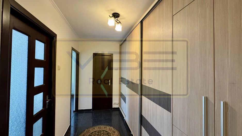 Apartament 3 camere 2 bai Centru -Blv Independentei - Poză 8