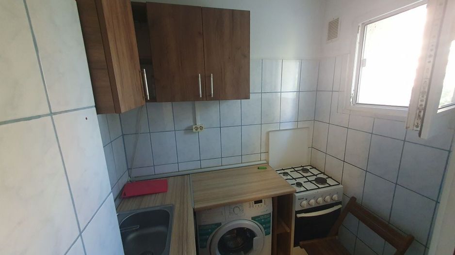 Proprietar inchiriez garsoniera rond alba iulia centru decebal - Poză 2