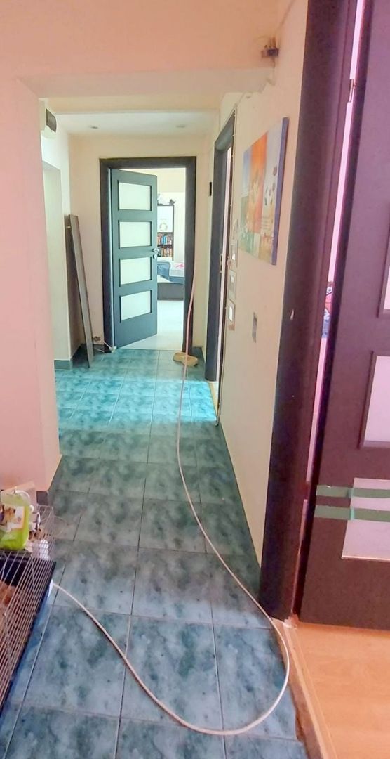 De vanzare apartament cu 4 camere, strada Anghel Saligny, 85.000 euro - Poză 3