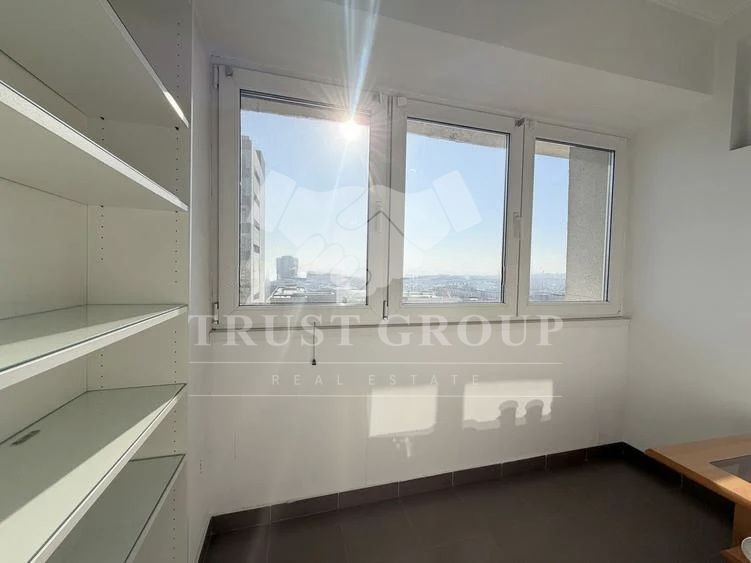Apartament 3 camere Victoriei | Imobil 1978 | 4 minute de metrou - Poză 12