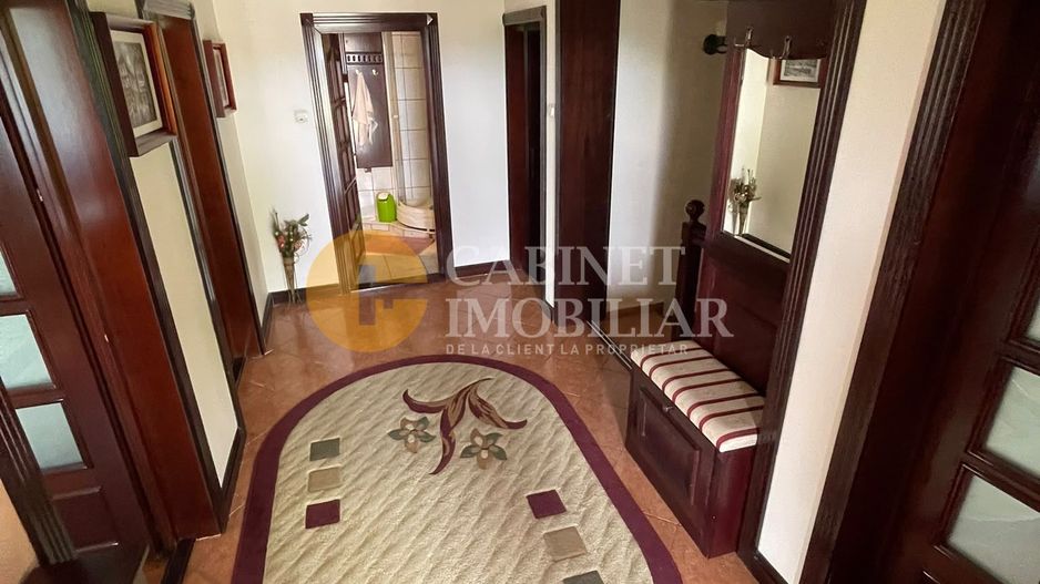 Vila Miroslava 5 camere - 1000 mp teren - mobilata - Poză 14