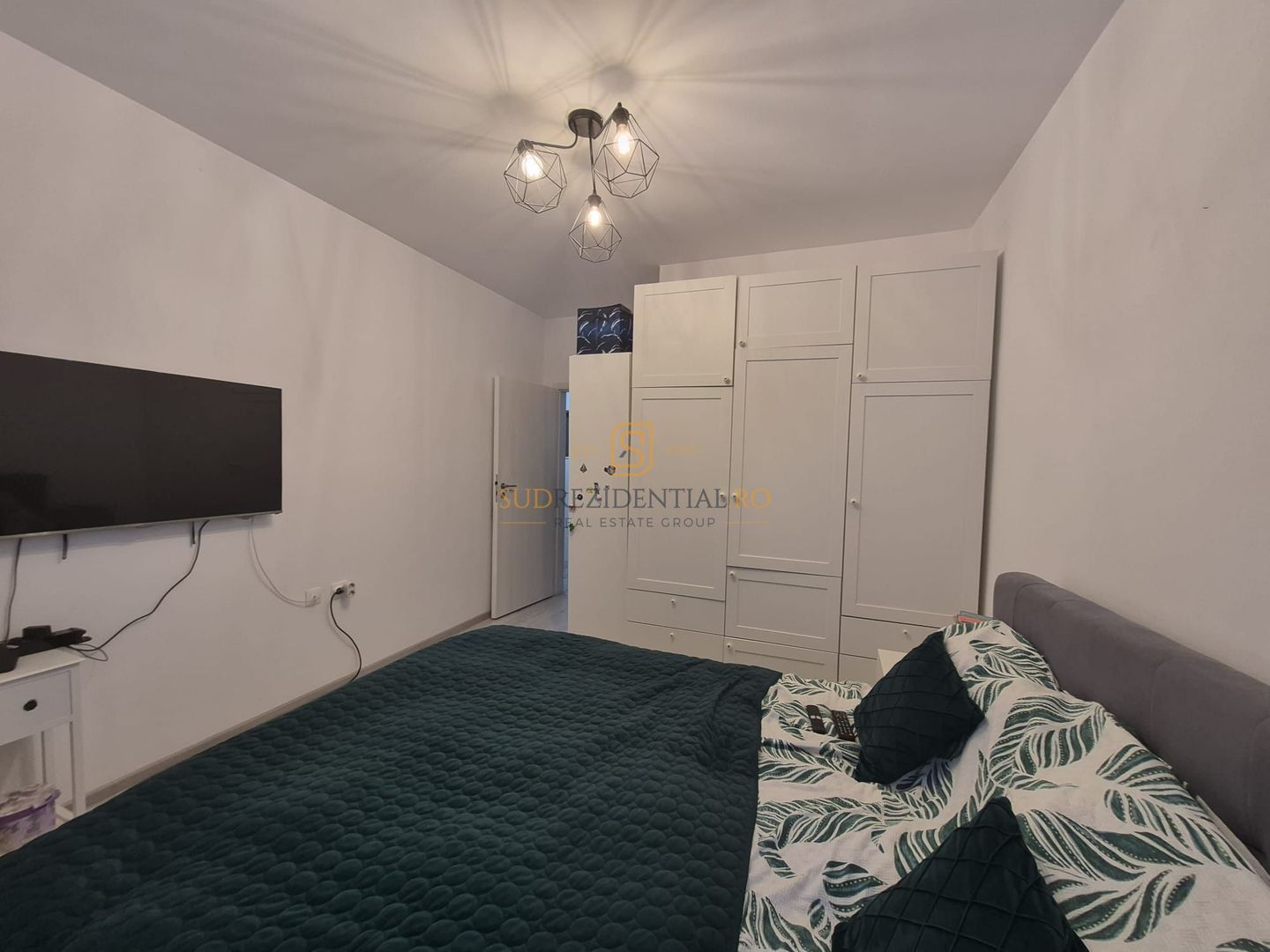 Apartament 2camere, mobilat și utilat, parcare inclusă -Metrou Berceni - Poză 13