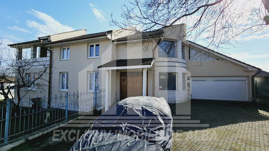 Casa individuala de inchiriat, Cetate - Poză 1