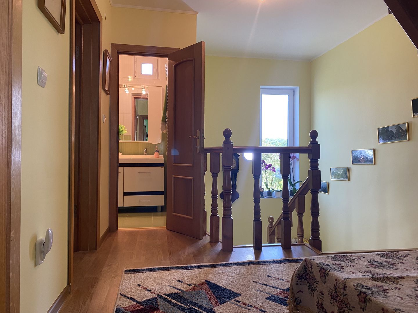 Oaza de liniste si verdeata! Vanzare casa cu 5 camere in Pucioasa - Poză 31