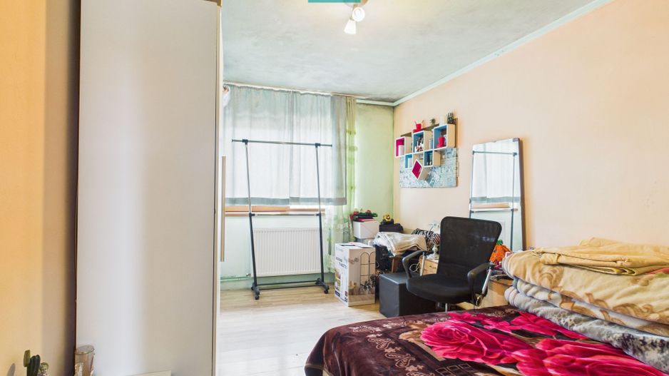 Casă individuală în Săcălaz - 2063 mp teren - Poză 9