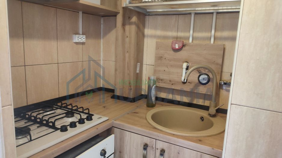 Semicentral,ap 1 cam mob 250 eu - Poză 4