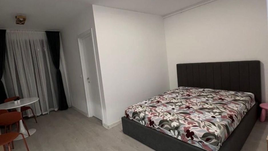 GARS. HILS PALLADY, PRIMA INCHIRIERE, BUCATARIE INCHISA, LOC PARCARE - Poză 1