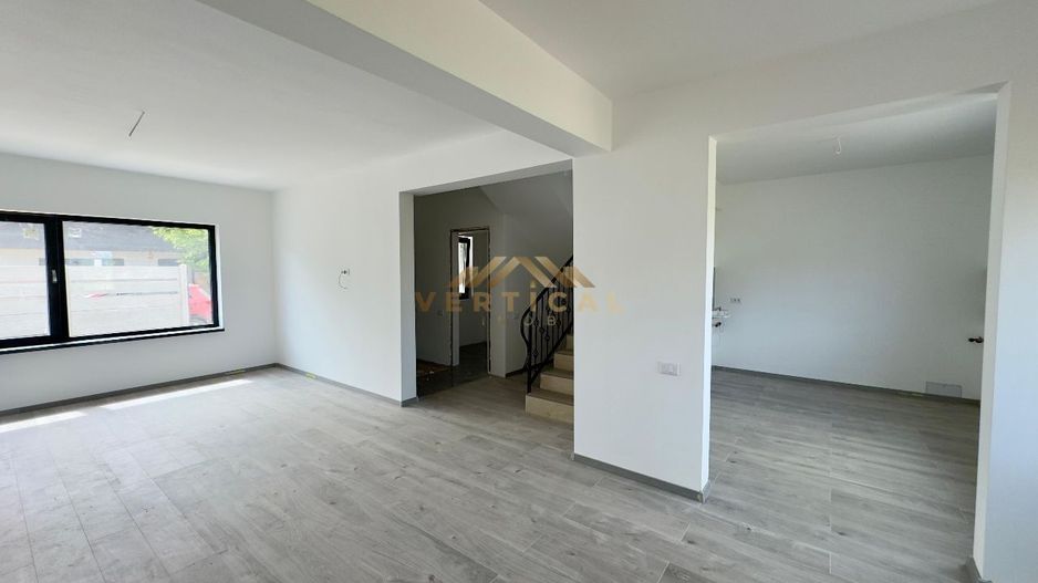 Vila perfecta! 4 Camere, 3 Bai, 115mp utili, Berceni Centru - Poză 1