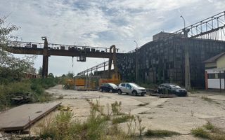 Platformă Industrială cu Cale Ferată si Infrastructură Completă - Poză 2