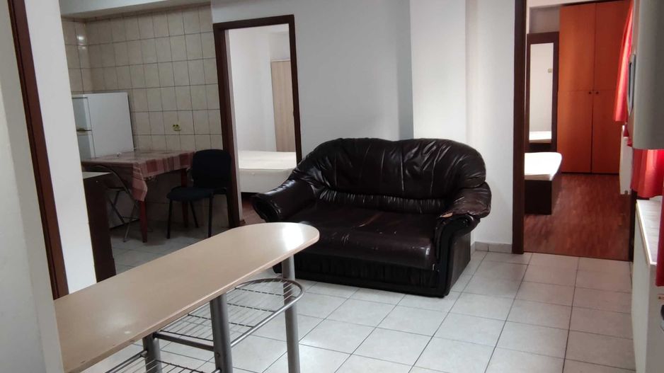 🏡 De Inchiriat: 3 Camere în Vilă | Timpuri Noi Square - Poză 1