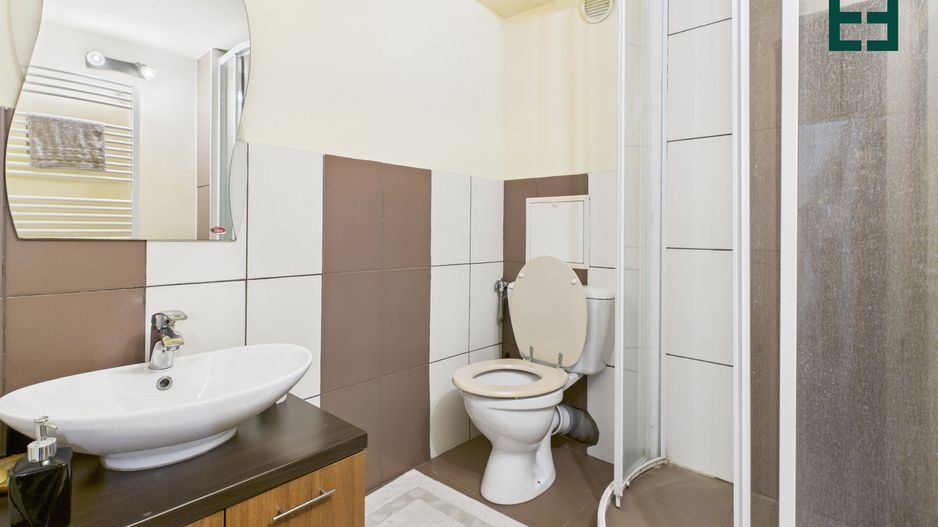 Vilă cu 6 camere - Zona Subcetate - Arad - Poză 27