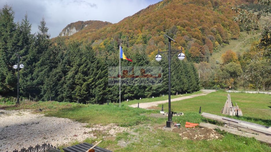 Vanzare Pensiune , Casa ,  Rezervatia Piatra Craiului / Satic, Arges - Poză 1