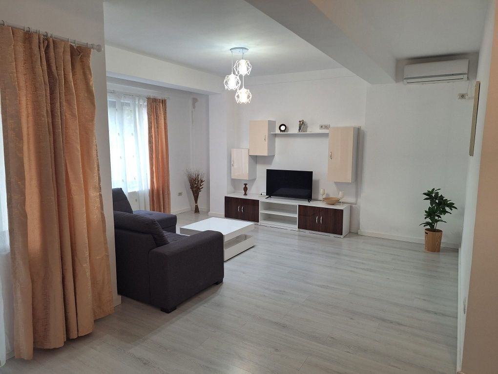 Faleză Nord, apartament 2 camere - Poză 1