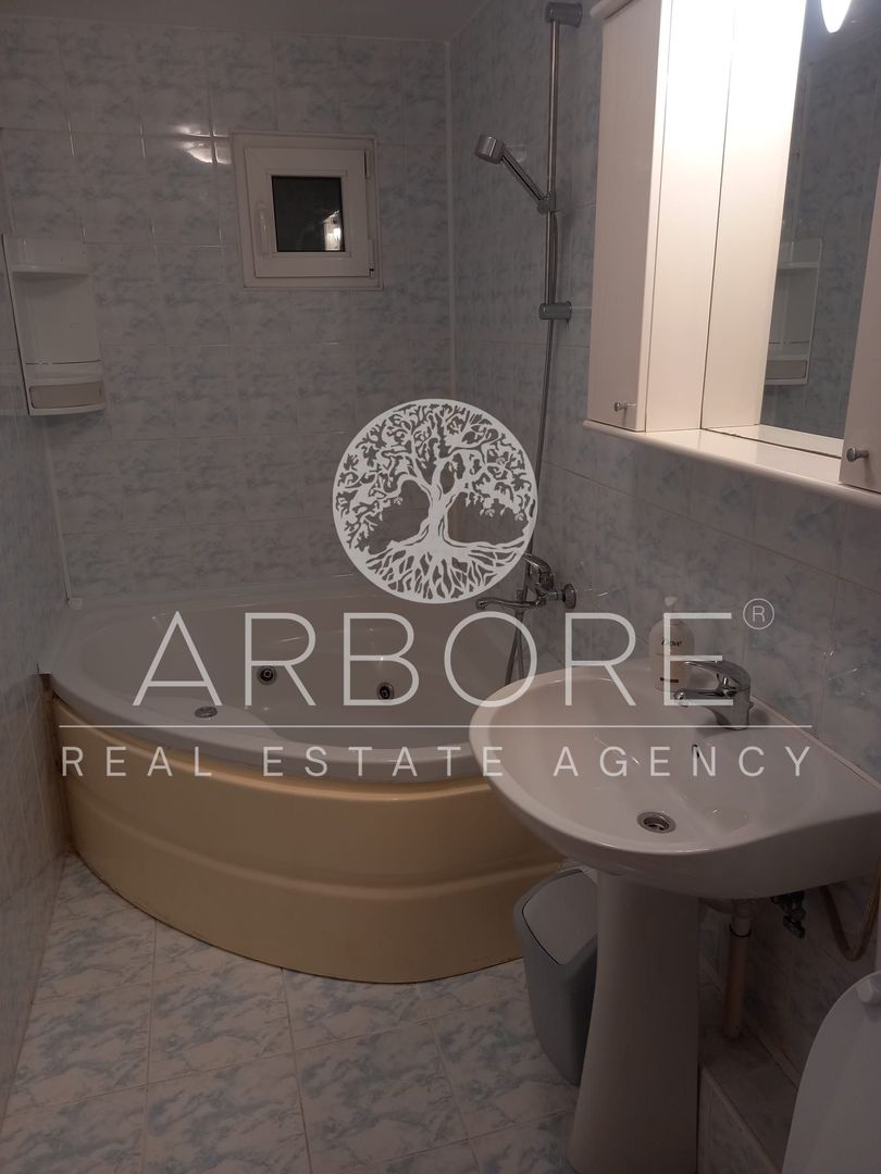 Inchiriere apartament 3 camere Unirii - Poză 10