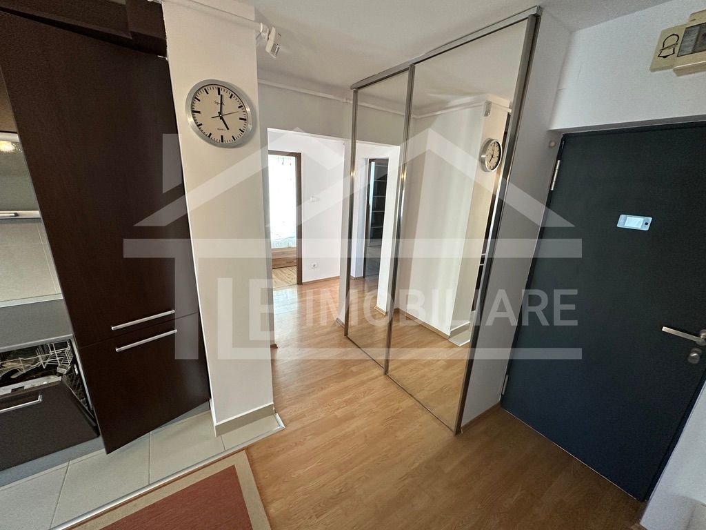 Apartament cu 3 camere, 90mp, decomandat, Zona EON - Poză 10