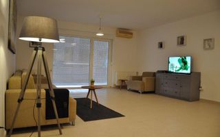2 camere cu terasă generoasă și loc de parcare privat, Neptun-Olimp - Poză 1