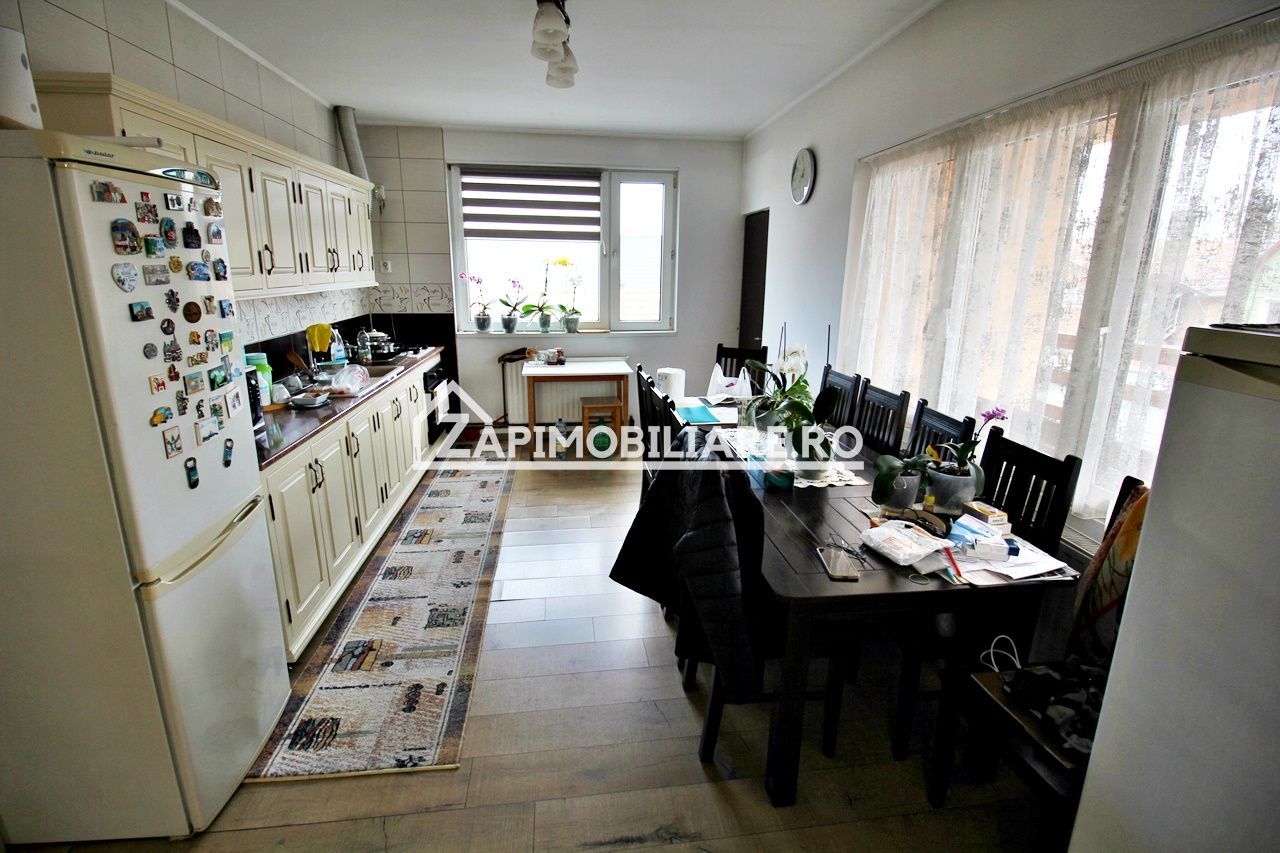 Casa 4 camere+spatiu comercial 420mp.6 bai,720mp teren - Poză 8
