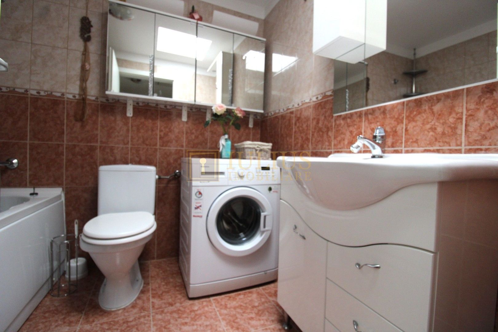Casă renovată, prima închiriere | Dumbrăvița - aproape de pădure - Poză 18