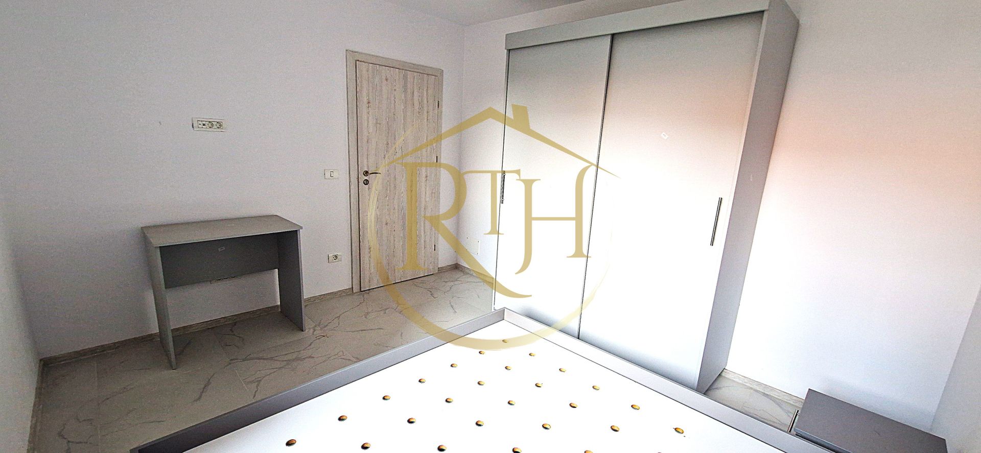 Apartament nou de vanzare, 3 camere Giarmata Vii mobilat si utilat.Comision ,,0" - Poză 3