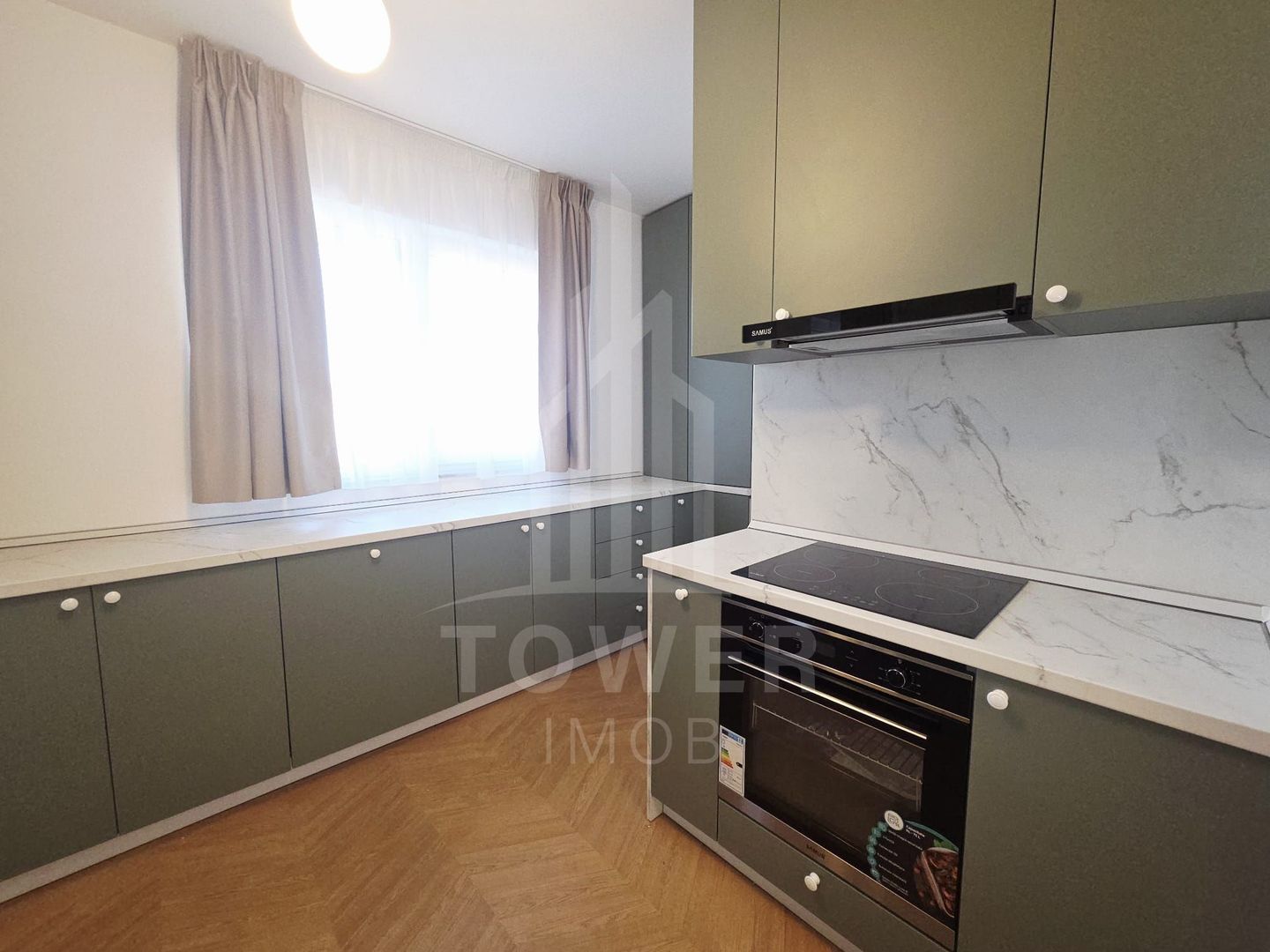 Apartament 4 camere  supwr lux de închiriat - Poză 8