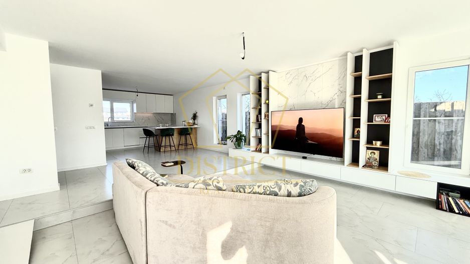 Vila cu 6 camere eficienta energetic 265 mp utili | Sacalaz | E-V - Poză 1