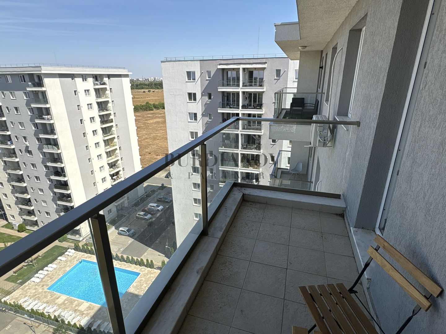 Apartament cu 3 camere 2 băi de închiriat Prelungirea Ghencea - Poză 16