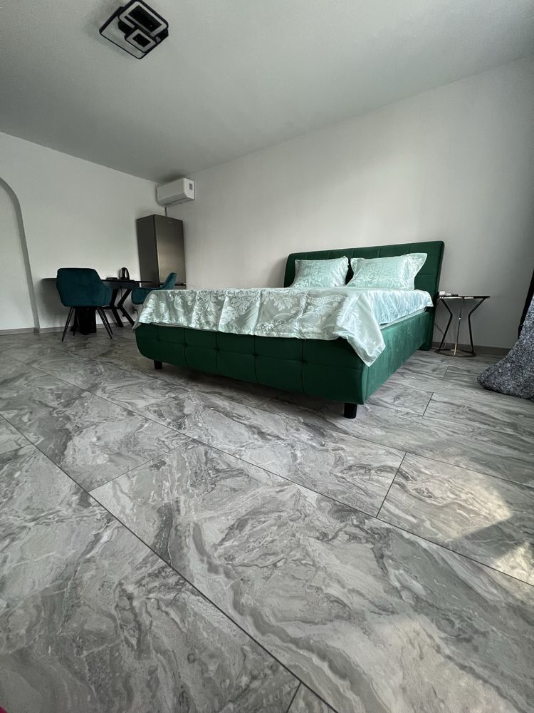 Inchriez apartament  40 mp,Bucuresti utilat ,renovat 15 min Pta Unirii - Poză 3