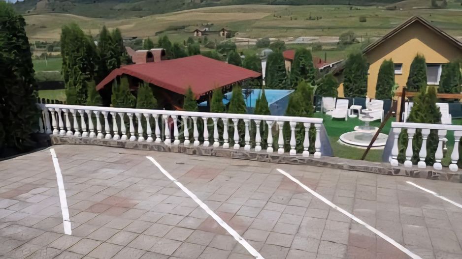 Casă individuală 310mp utili, 8 camere, piscină - Poză 24